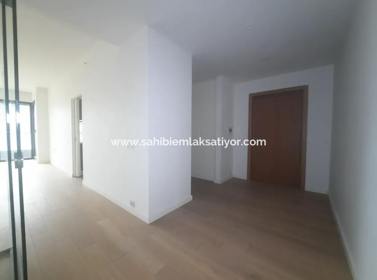 2,5+1 Tenantless Apartment With Landscape View For Sale In İncek Loft Complex