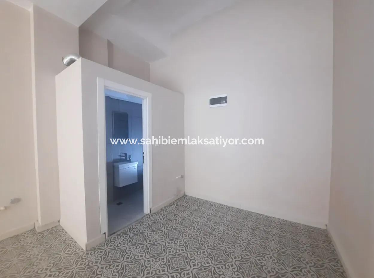 40 M² Chimney Shop For Rent In Çanakkale Bazaar