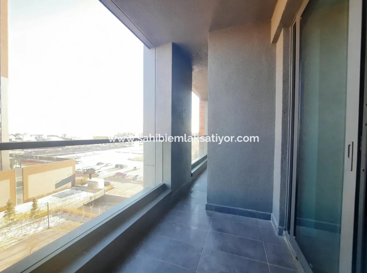 3+1 130 M² 22Rd Floor South Facing Apartment For Sale In Beytepe İncek Bulvar Loft Complex