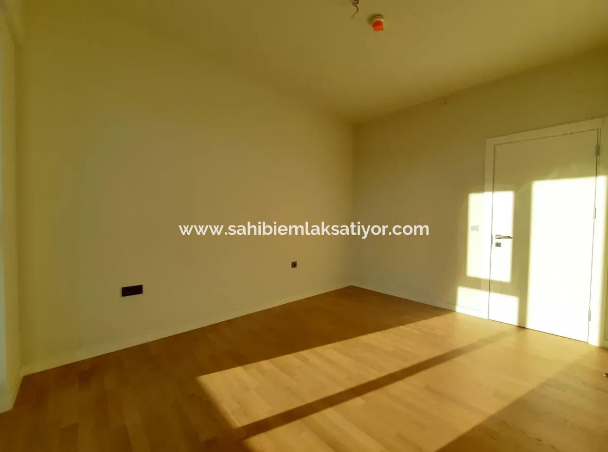 3+1 130 M² 22Rd Floor South Facing Apartment For Sale In Beytepe İncek Bulvar Loft Complex