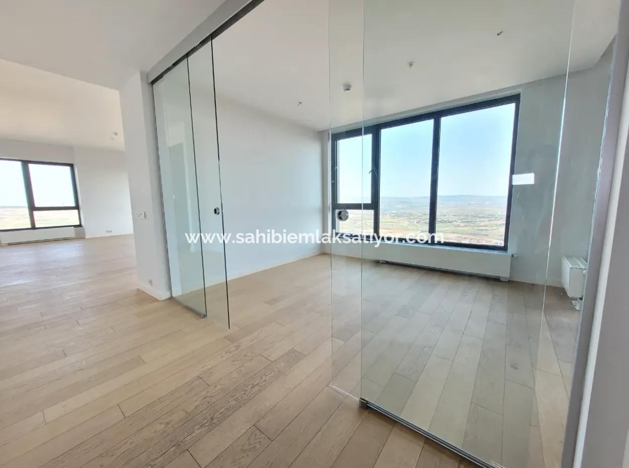 Fantastic 5.5+1 Apartment With Luxury Amenities In Gölbaşı / Ankara / Turkey