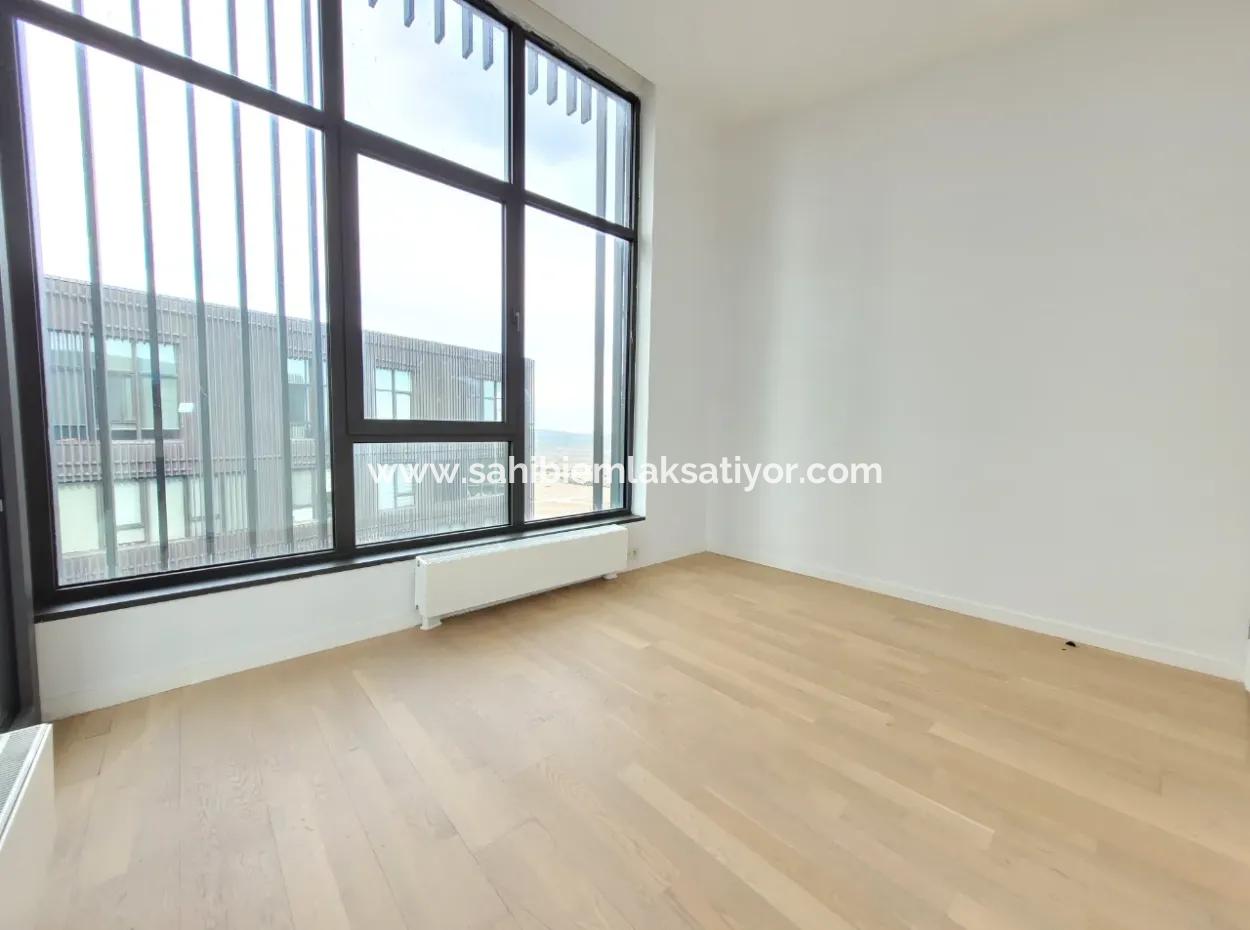 Fantastic 5.5+1 Duplex Apartment With Luxury Amenities In Gölbaşı - Ankara -Turkey