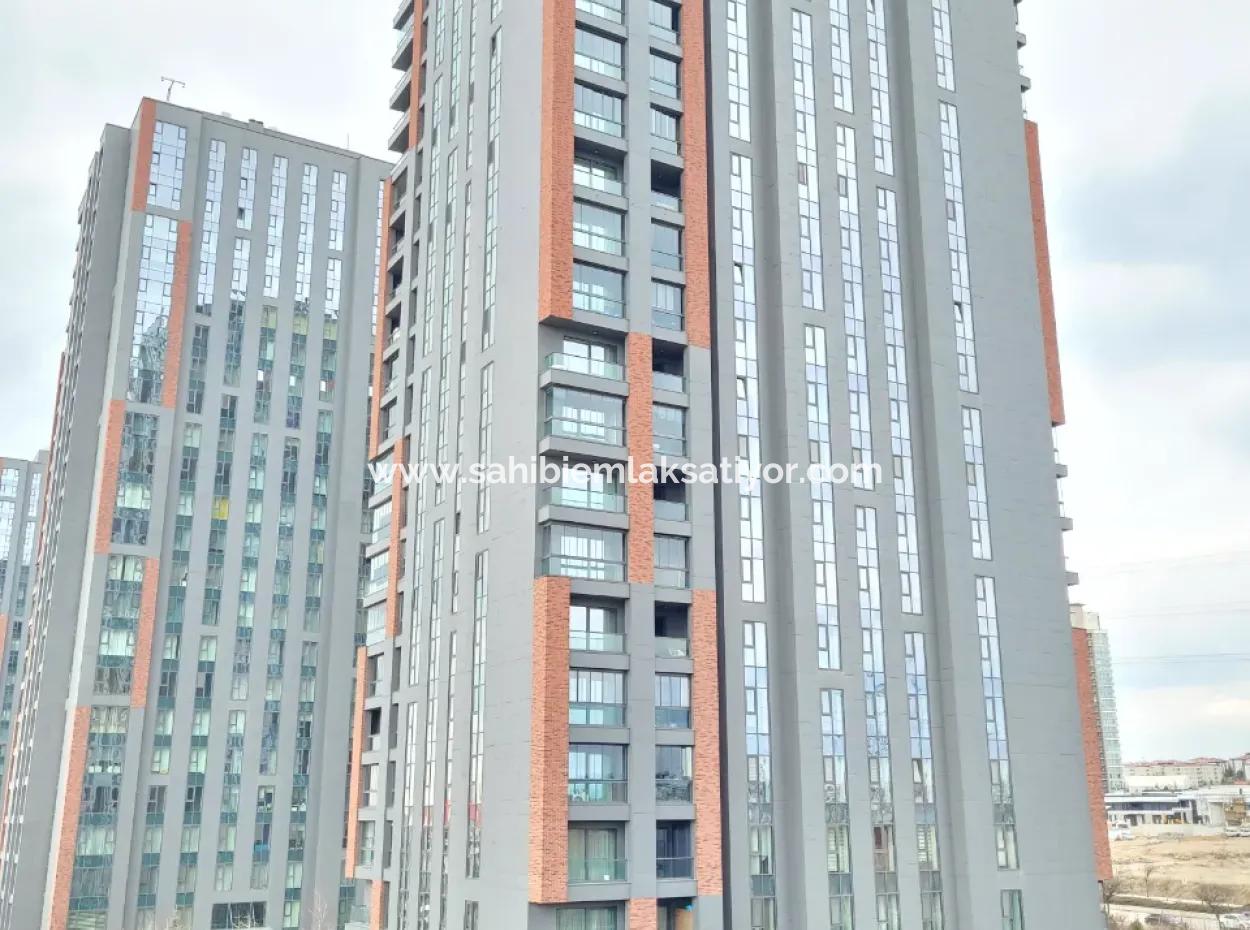 4+1 6Th Floor Tenantless Apartment For Sale In Beytepe İncek Bulvar Loft Complex