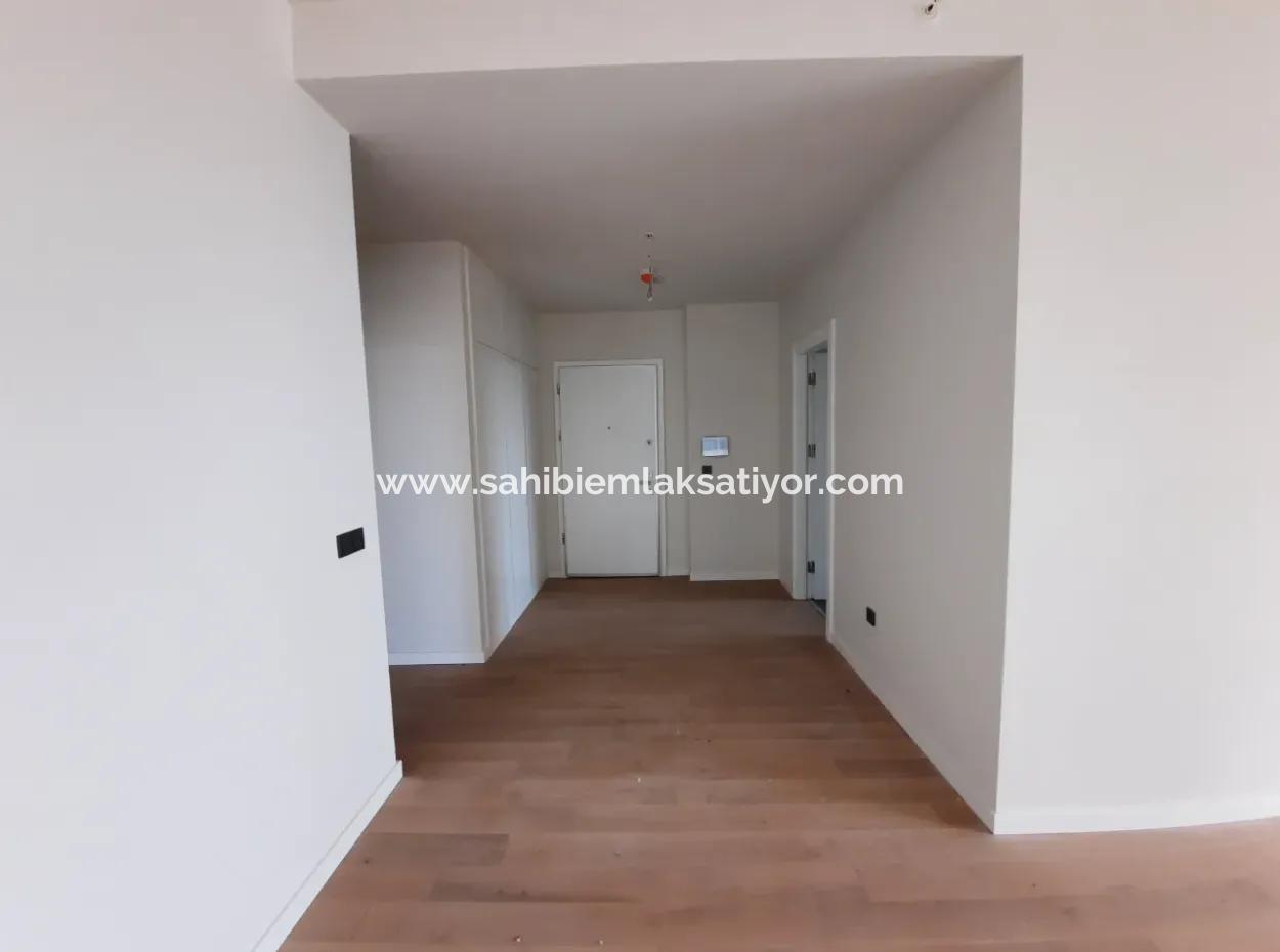 4+1 17 Th Floor Tenantless Apartment For Sale In Beytepe İncek Bulvar Loft Complex