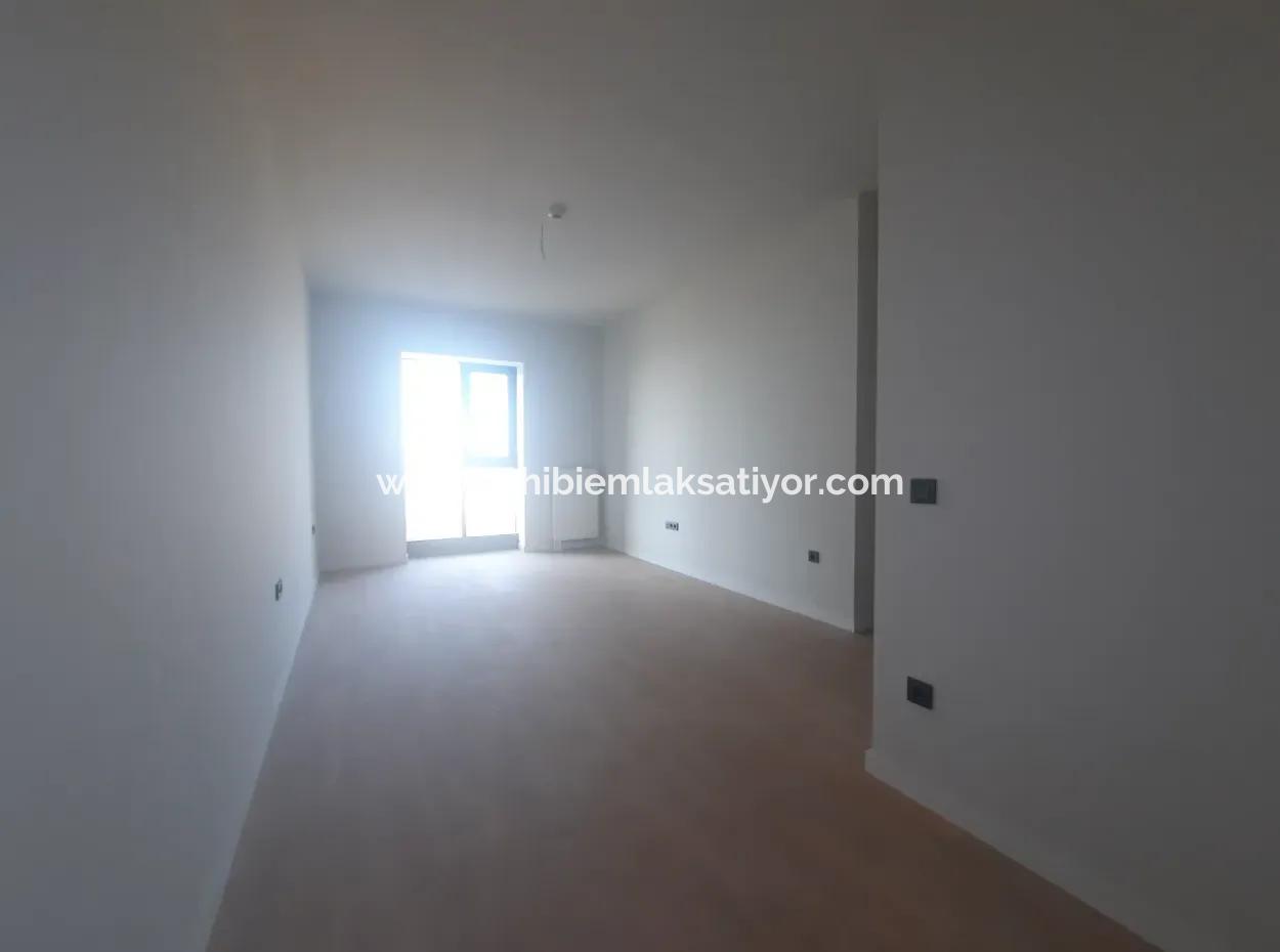 5+1 Tenantless Apartments For Sale In Beytepe İncek Bulvar Loft Complex