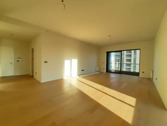 3+1 130 M² 17Rd Floor South Facing Apartment For Sale In Beytepe İncek Bulvar Loft Complex