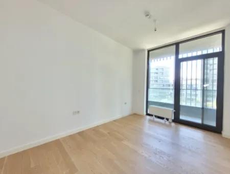 İncek Loft For Sale 3.5+1 140 M² 3Rd Floor Landscape Facade Apartment