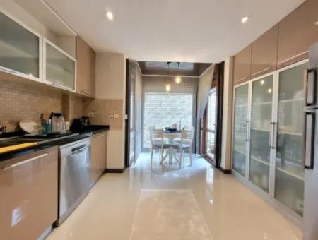 340 M² Panoramic View Fully Detached Duplex Villa For Sale