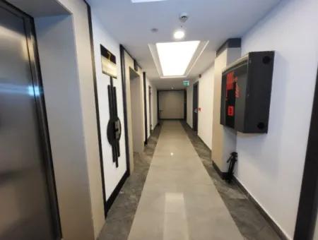 Taşpinar Mah. Faras Panora Luxury Built Flat For Sale 4,5+1 7Th Floor Apartment Gölbaşi Ankara
