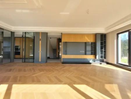 Luxury Duplex Villa For Sale On 730 M² Plot In İncek 4+2 İncek Mahallesi Gölbaşı Ankara Turkey