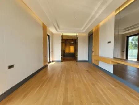 Luxury Duplex Villa For Sale On 730 M² Plot In İncek 4+2 İncek Mahallesi Gölbaşı Ankara Turkey