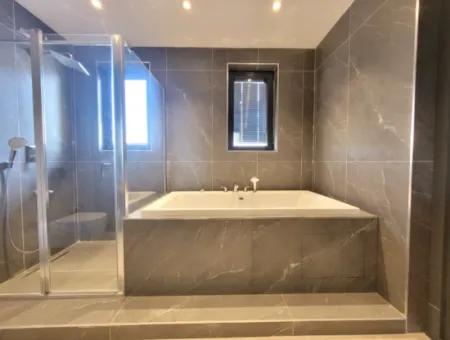 Luxury Duplex Villa For Sale On 730 M² Plot In İncek 4+2 İncek Mahallesi Gölbaşı Ankara Turkey