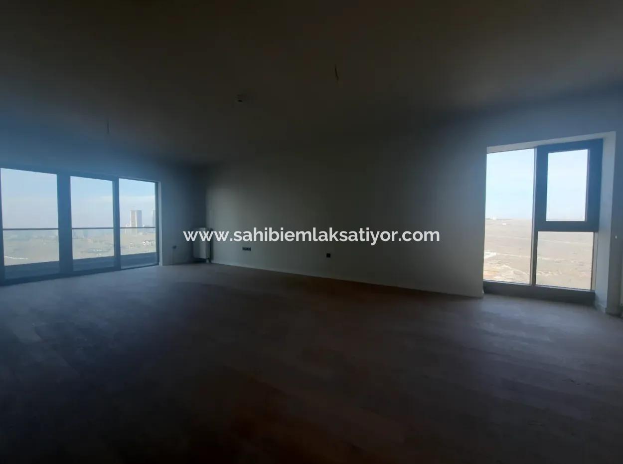 Beytepe İncek Bulvar Loft Satılık 5+1 15.Kat Kiracısız Daire