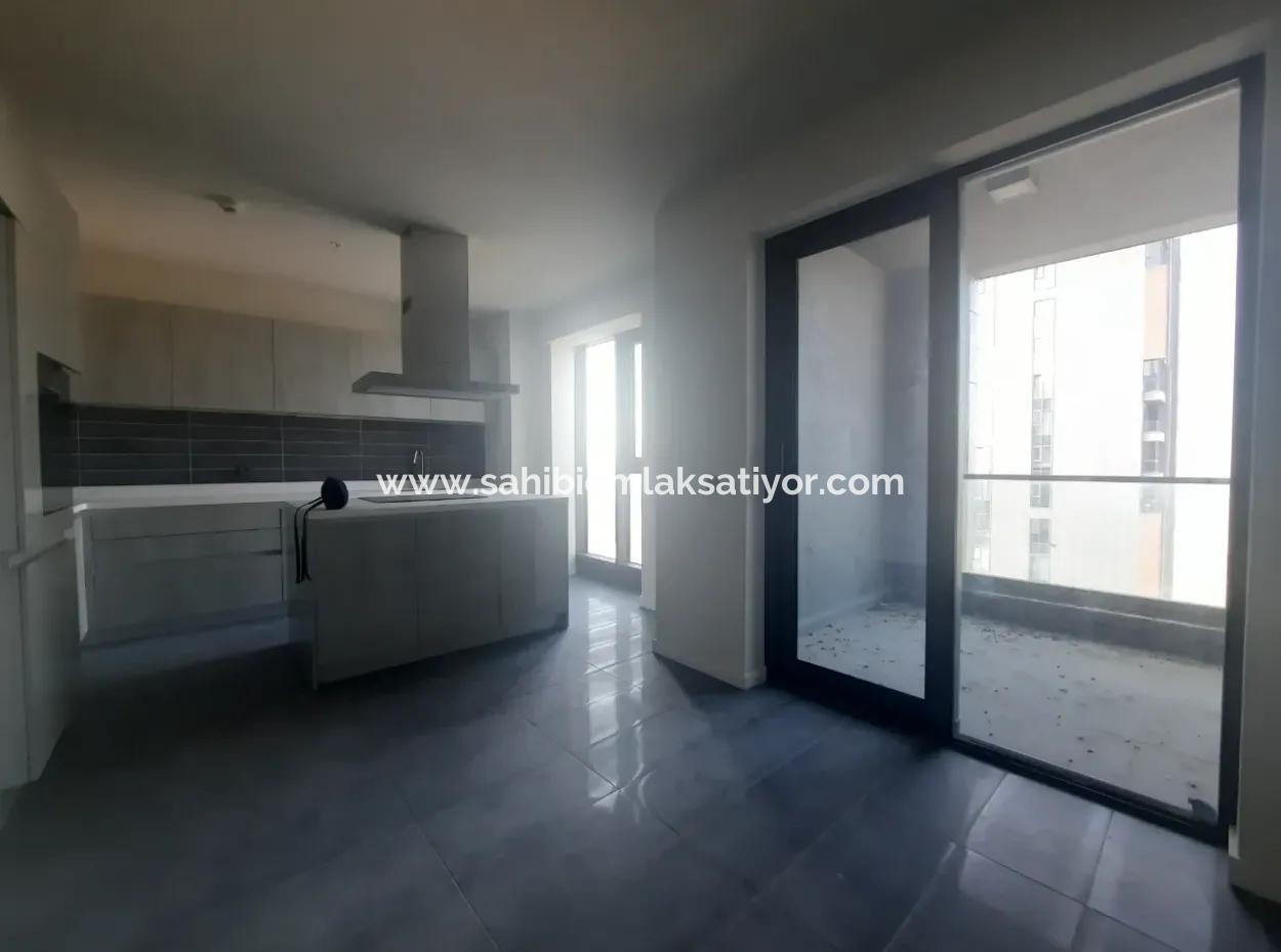 Beytepe İncek Bulvar Loft Satılık 5+1 15.Kat Kiracısız Daire