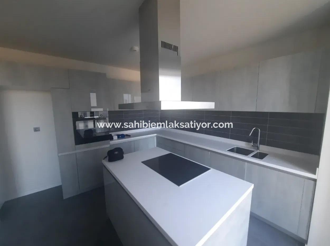 Beytepe İncek Bulvar Loft Satılık 5+1 15.Kat Kiracısız Daire