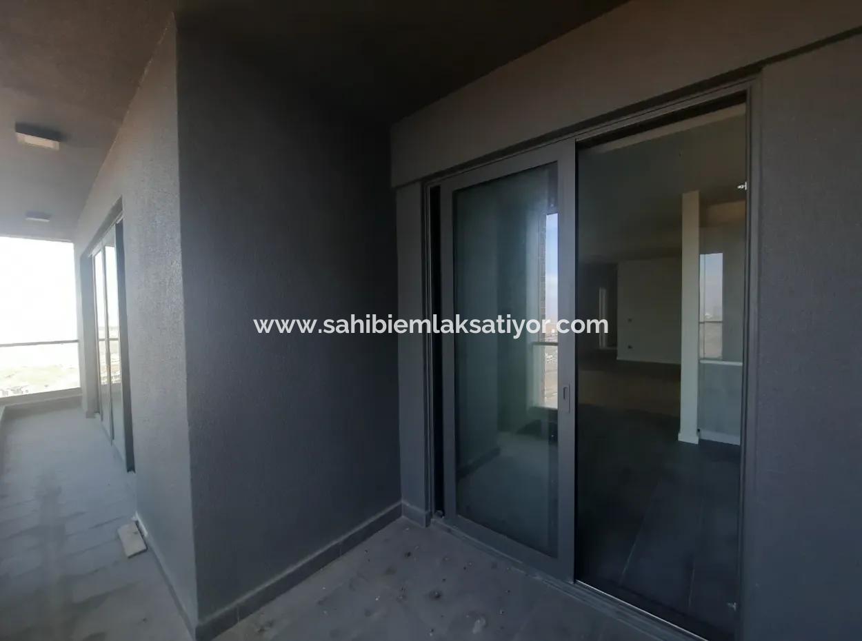 Beytepe İncek Bulvar Loft Satılık 5+1 15.Kat Kiracısız Daire