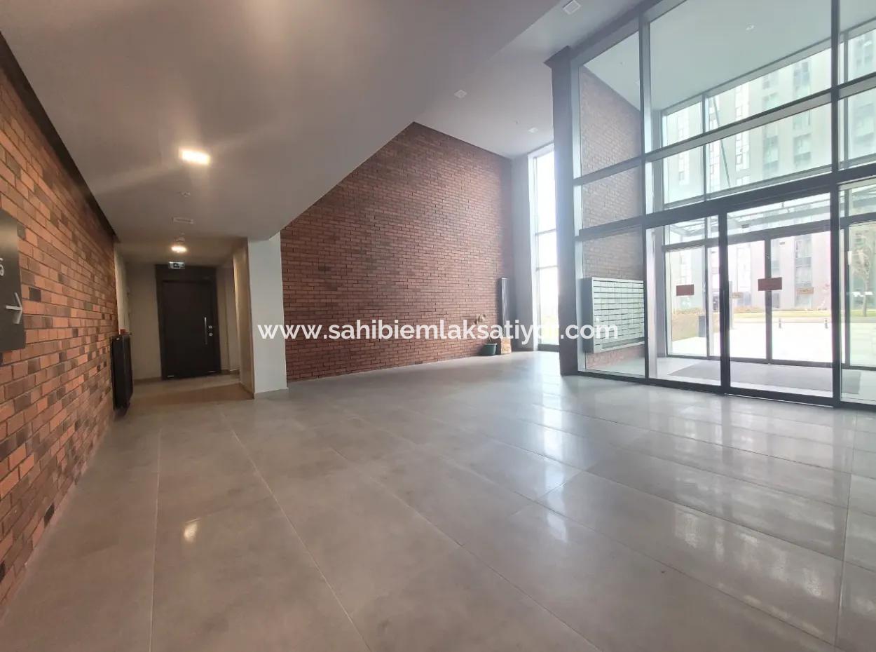 Beytepe İncek Bulvar Loft Satılık 110 M2 2+1  3.Kat Daire