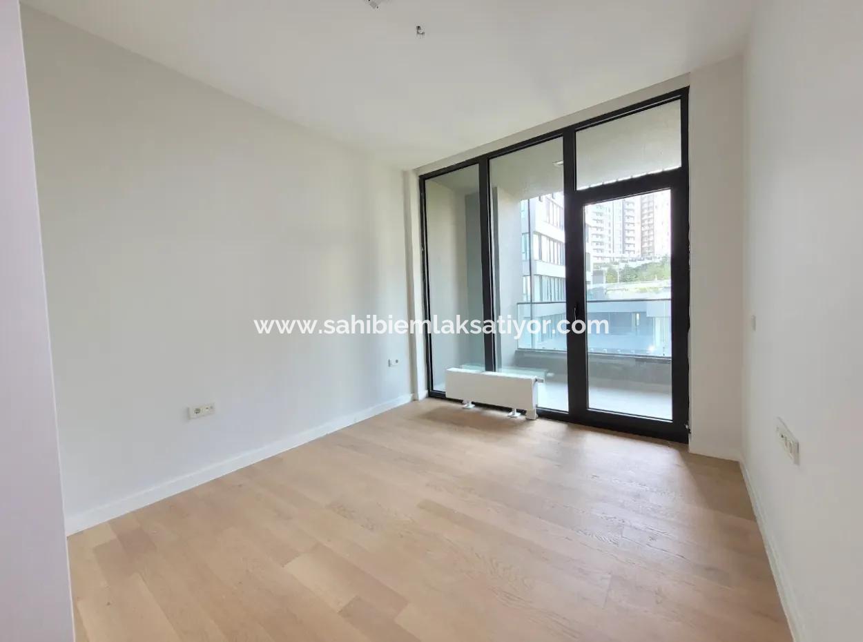 İncek Loft Satılık  5.5+1 Dubleks  Peyzaj Manzaralı 4.Kat Kiracısız Daire