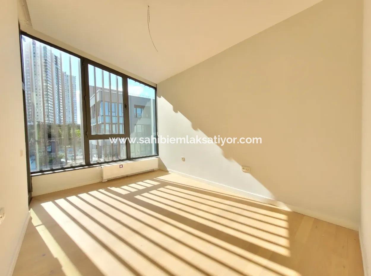 İncek Loft Satılık  5.5+1 Dubleks  Peyzaj Manzaralı 4.Kat Kiracısız Daire