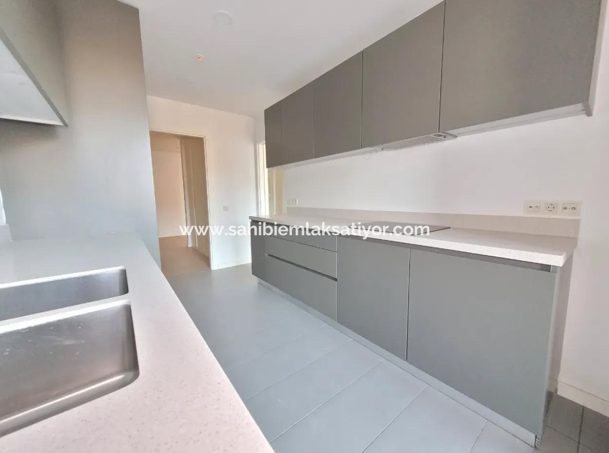 İncek Loft Satılık 2,5+1 Peyzaj Manzaralı 1.Kat Daire