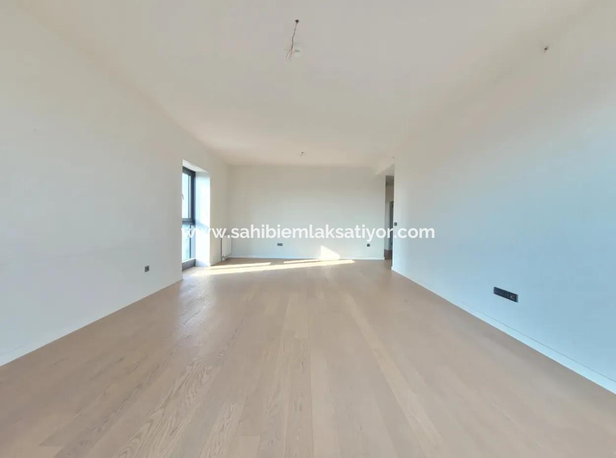 Beytepe İncek Bulvar Loft Satılık 3+1 130 M² 1.Kat Park Manzaralı Güney Cephe Daire