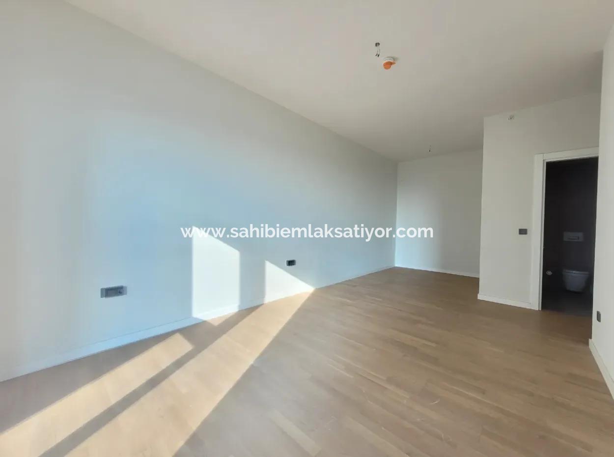 Beytepe İncek Bulvar Loft Satılık 3+1 130 M² 1.Kat Park Manzaralı Güney Cephe Daire