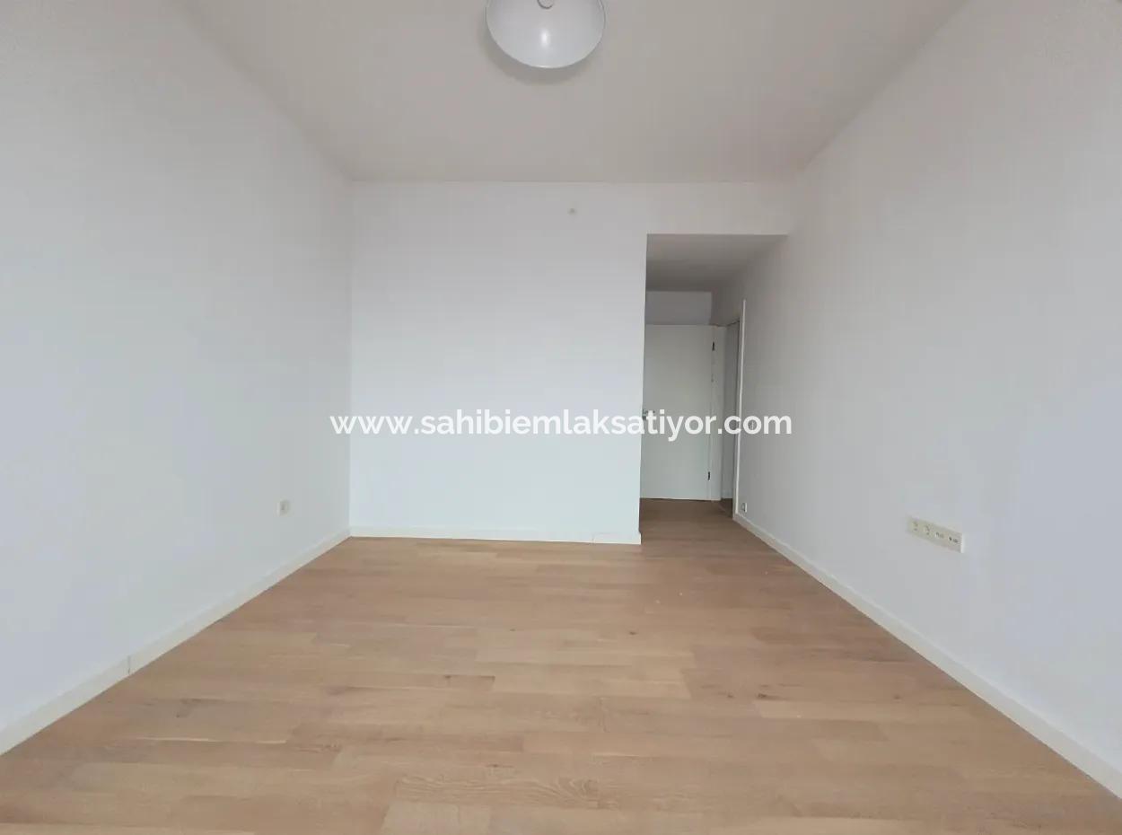 İncek Loft  Kiralık 2+1 85 M² 6.Kat Mogan Cephe Daire
