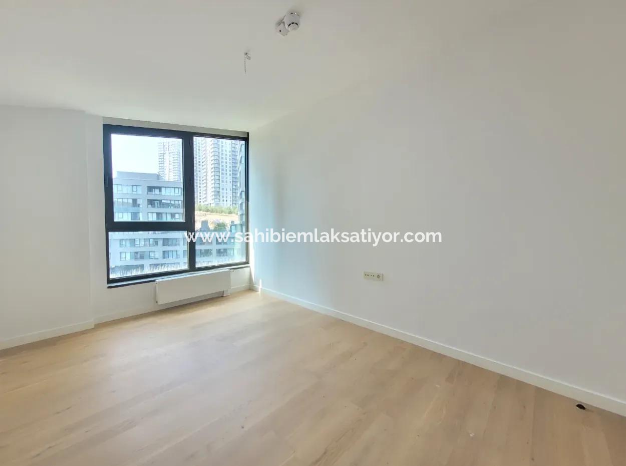 İncek Loft Satılık 5,5+1 Dubleks Peysaj Manzaralı Kiracısız Daire