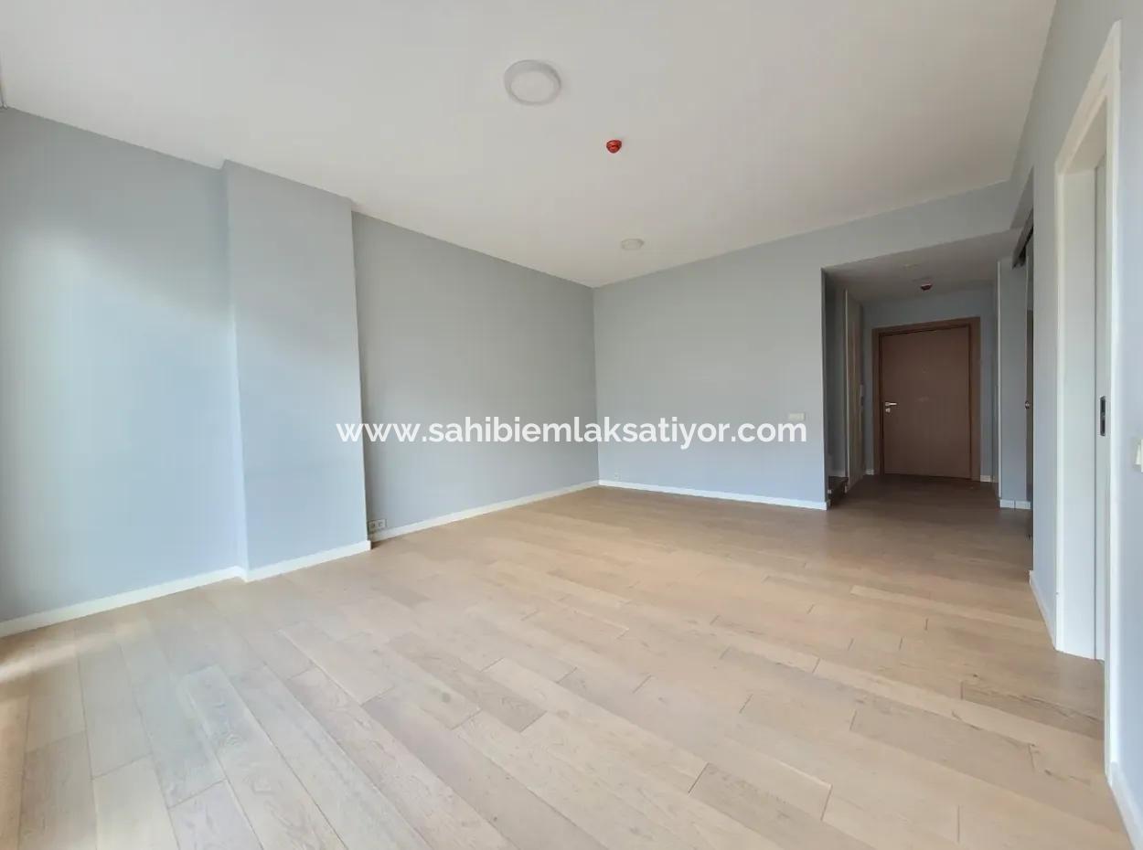 İncek Loft Satılık 3+1 Bahçe Dubleksi Peysaj Manzaralı Daire