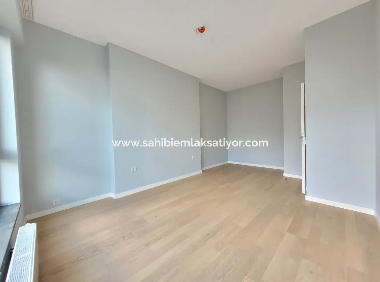 İncek Loft Satılık 3+1 Bahçe Dubleksi Peysaj Manzaralı Daire