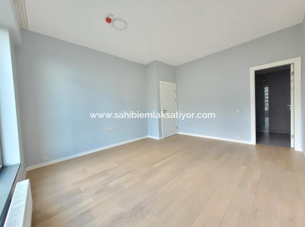 İncek Loft Satılık 3+1 Bahçe Dubleksi Peysaj Manzaralı Daire