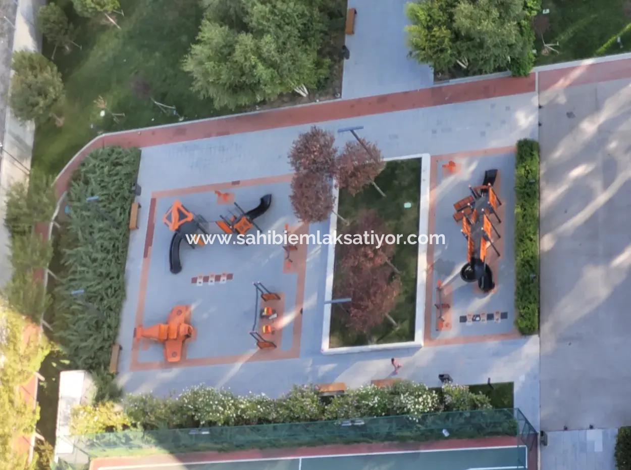 Kiracısız Krediye Uygun Beytepe İncek Bulvar Loft Satılık 3+1 110 M² 19.Kat Bulvar Ve Göl Manzaralı