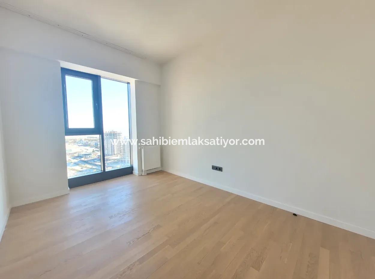 Kiralık Beytepe İncek Bulvar Loft 3+1 110 M² 19.Kat Bulvar Ve Göl Manzaralı