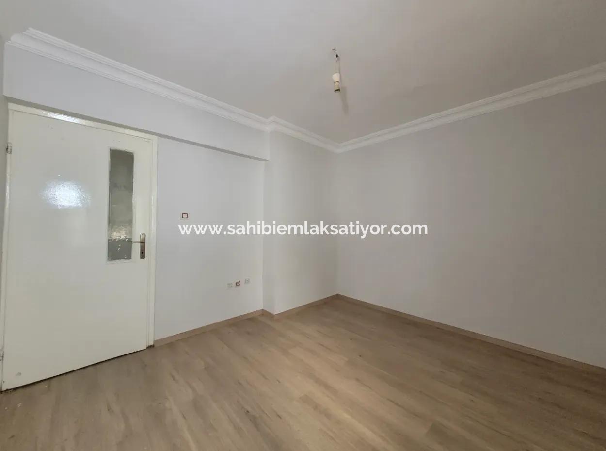 Ümitköy Merkezde Satılık Yüksek Giriş 150 M² 4+1 Daire
