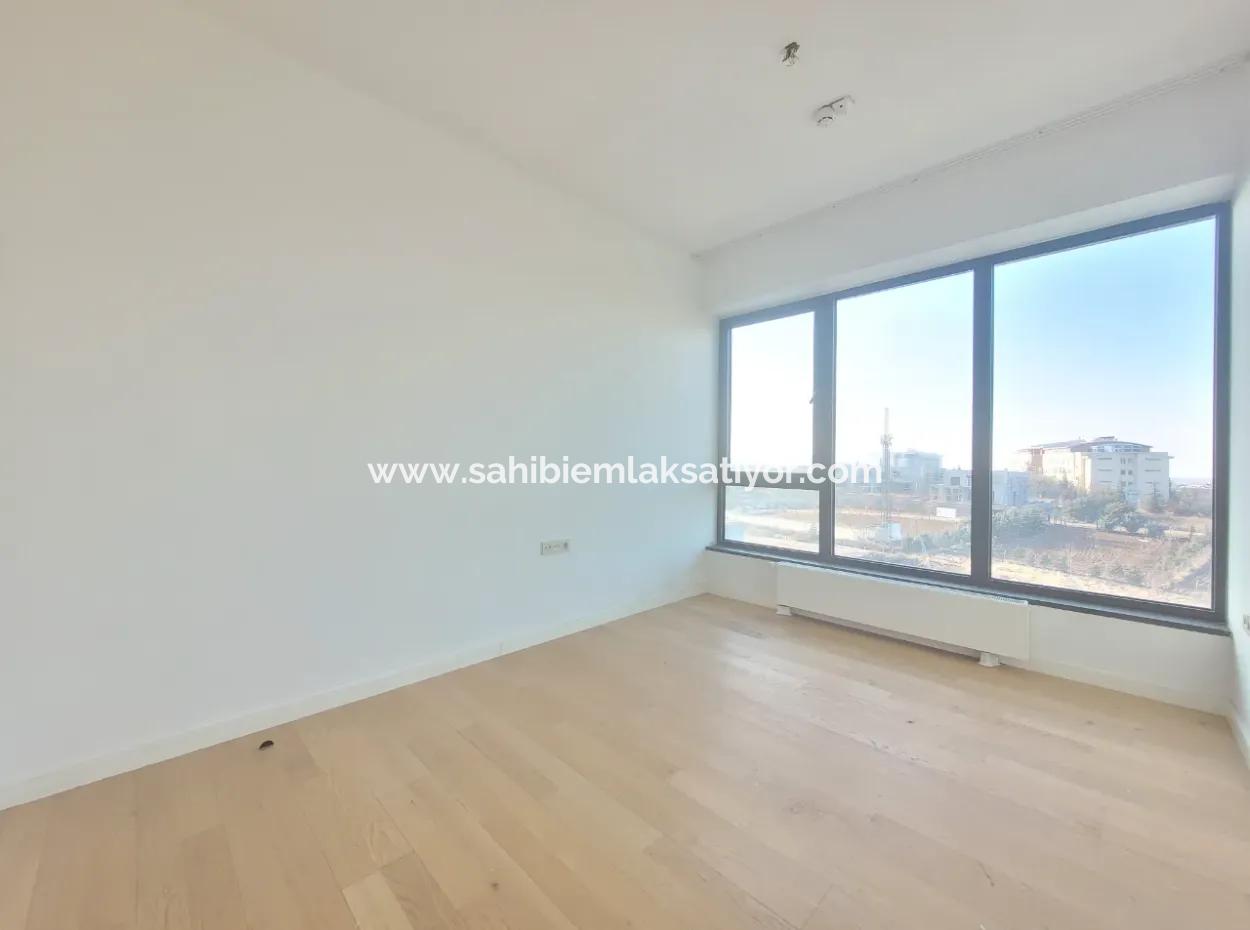 İncek Loft Kiralık 3+1 Şehir Manzaralı 10.Kat Daire