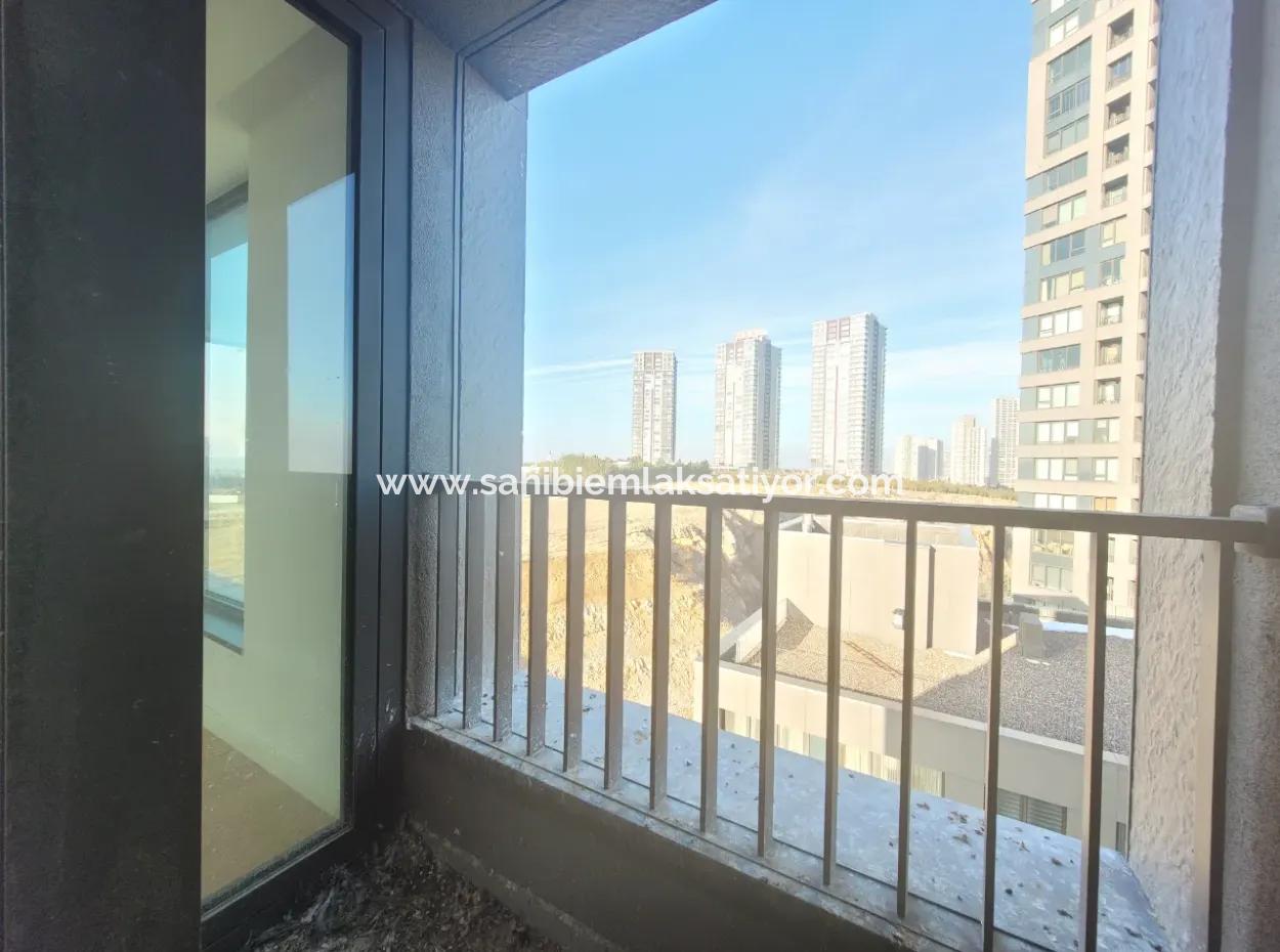 İncek Loft Kiralık 3+1 Şehir Manzaralı 19.Kat Daire