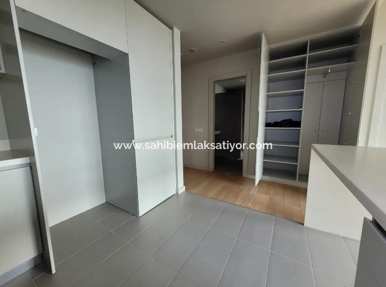 İncek Loft Kiralık  1+1 Şehir Manzaralı 10.Kat Daire