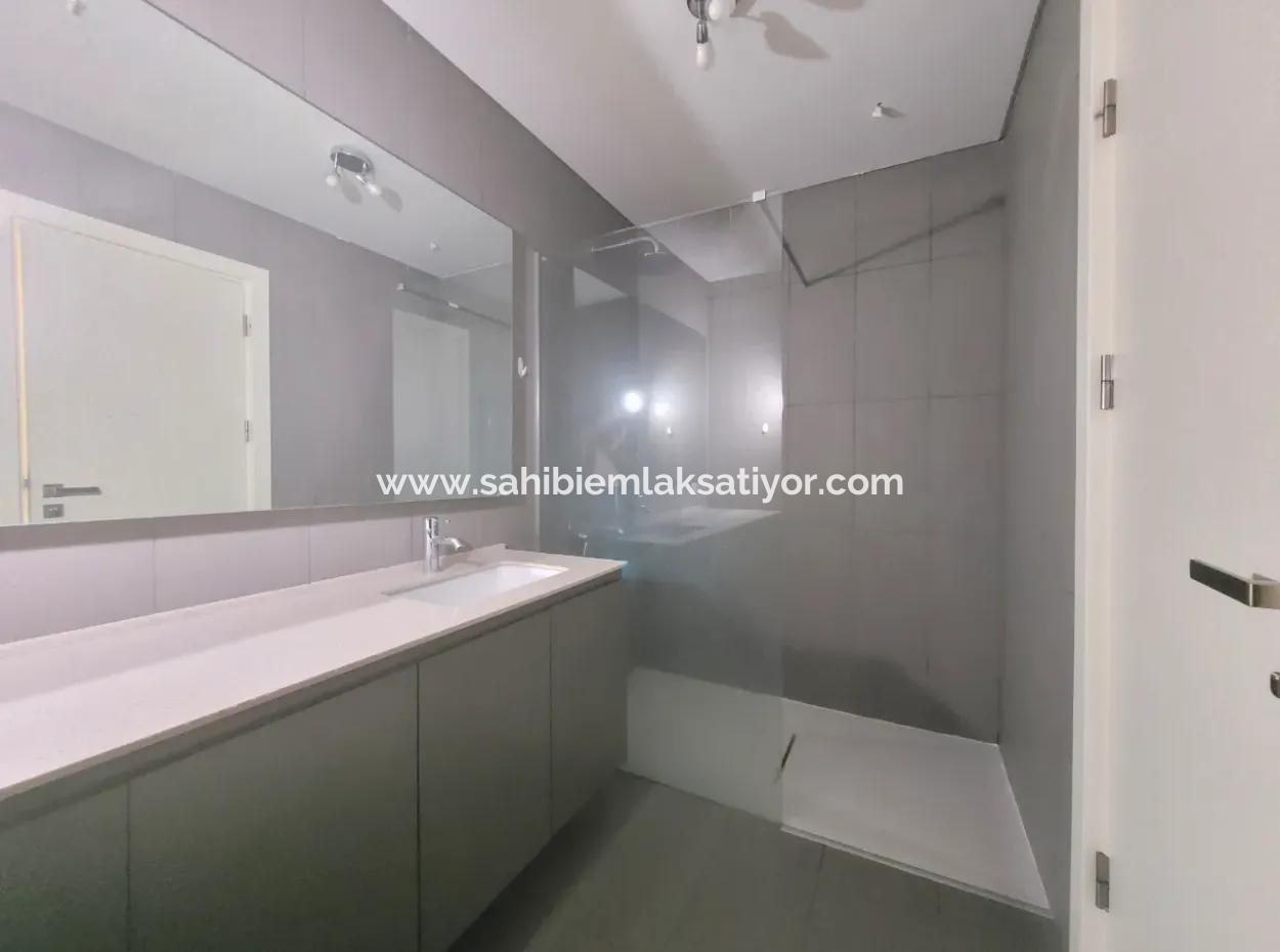 Boş İncek Loft Satılk 3+1 Şehir Manzaralı 10.Kat Daire