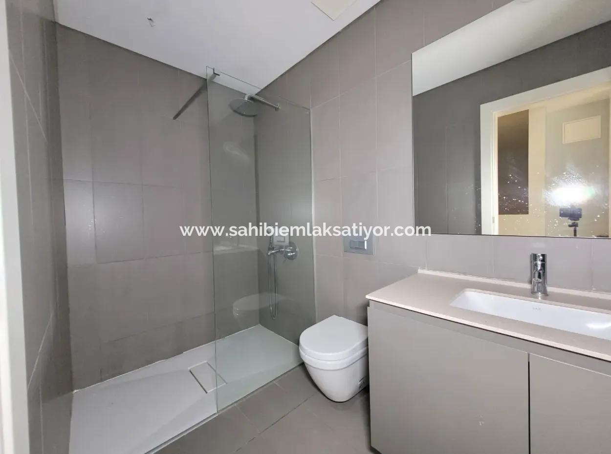 Boş İncek Loft Satılık 3+1 Bahçe Dubleksi Peyzaj Manzaralı Daire