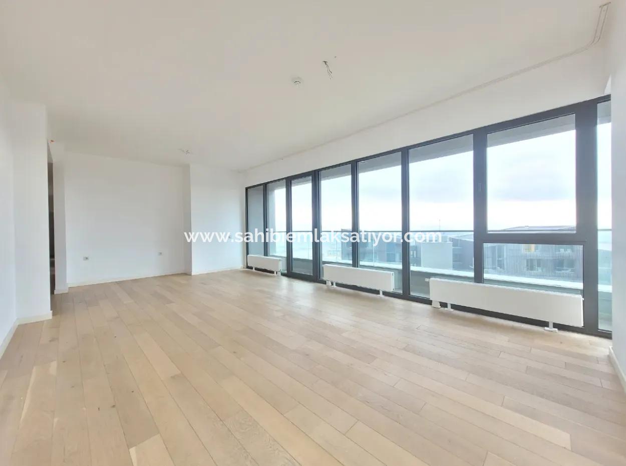 Boş İncek Loft Satılık 3+1 110 M²  Göl Manzaralı Daire