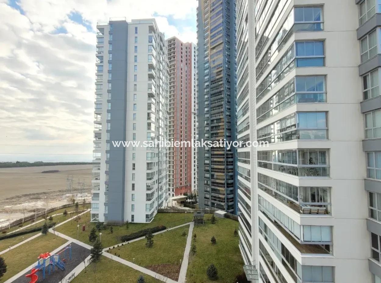 Boş İncek Nata'da Satılık 4+1 207 M²  Göl Manzaralı Daire