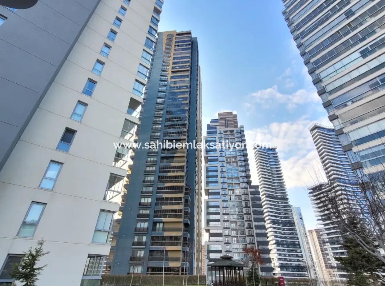 Boş İncek Nata'da Satılık 4+1 207 M²  Göl Manzaralı Daire