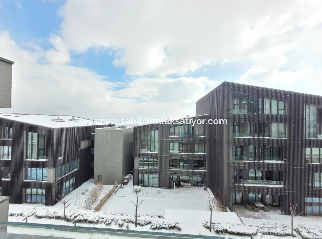 Boş İncek Loft Satılık Teraslı  3+1 110 M² Mogan Manzaralı Daire