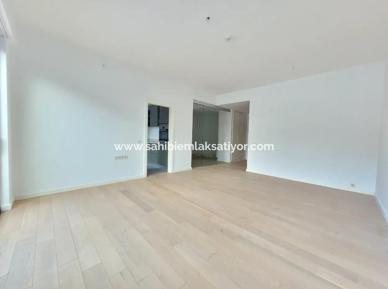 Boş Krediye Uygun İncek Loft Satılık 3+1 Bahçe Dubleksi Şehir Manzaralı Daire