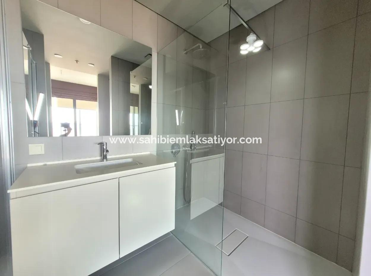 Boş İncek Loft Kiralık  1+1 Göl Manzaralı 11.Kat Daire