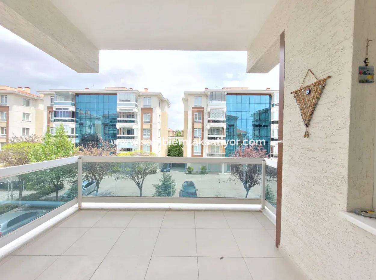 Kiracısız Kök Tapu Eskişehir Tepebaşı Batıkent Demirel Vizyon  Sitesi Satılık 2.Kat 3+1 Daire