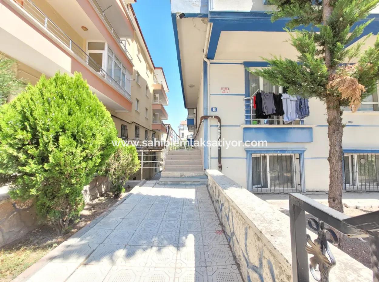 Boş Etimesgut Mit Yakınından Alsancak Mahallesi  2+1 Ters Dubleks Satılık Daire 23.000 Tl Kiracı Var