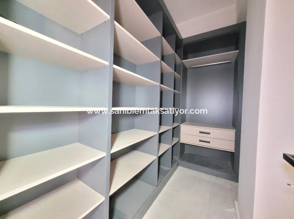 Ankara Çayyolu Alacaatlı Mh. Satılık Viole Sitesi As Royal Prestij Yatay Mimarı Bahçe Katı  4+1 Daire