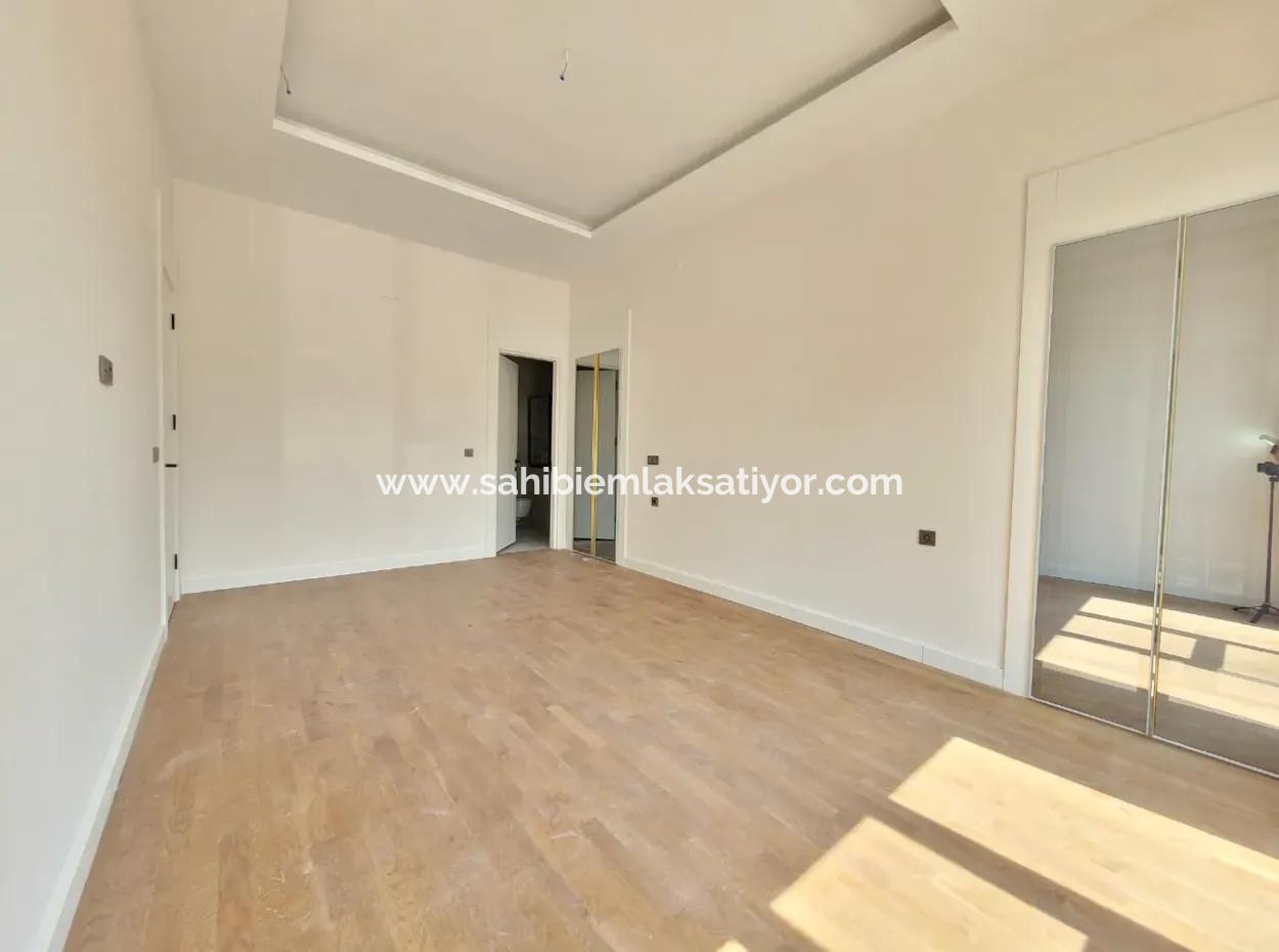 Ankara Çayyolu Alacaatlı Mh. Satılık Viole Sitesi As Royal Prestij Yatay Mimarı Bahçe Katı  4+1 Daire