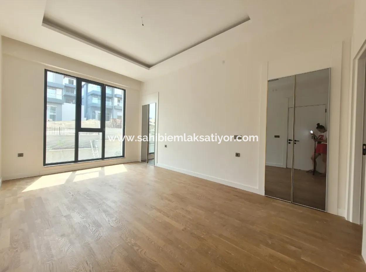 Ankara Çayyolu Alacaatlı Mh. Satılık Viole Sitesi As Royal Prestij Yatay Mimarı  4+1 Daire